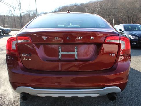 Used 2013 Volvo S60 T5 image 9