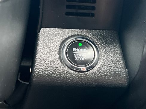 Used 2020 Ford Expedition Max Limited image 21