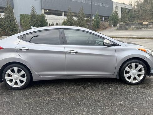 Used 2012 Hyundai Elantra Limited w/ Technology Pkg 5 image 5