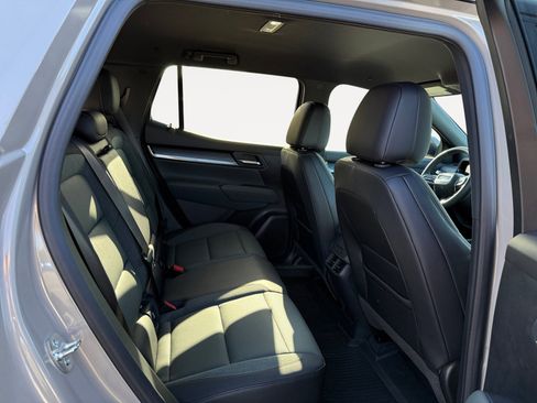 New 2026 GMC Terrain AT4 w/ Convenience Package III image 18