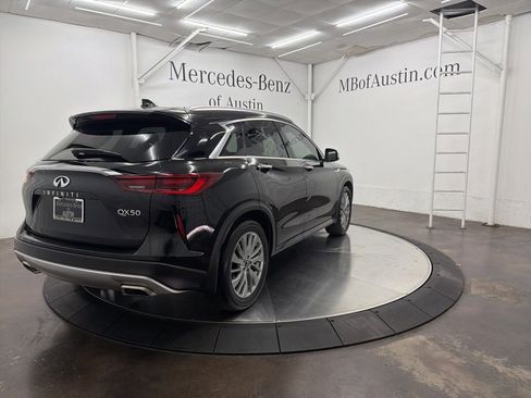 Used 2024 INFINITI QX50 Luxe FWD image 7