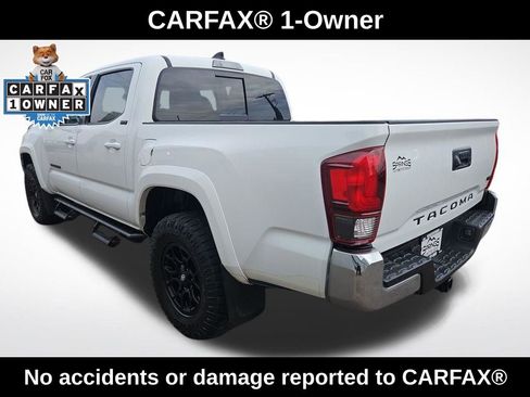 Used 2022 Toyota Tacoma SR5 RWD image 4