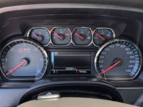 Used 2018 Chevrolet Silverado 1500 LT w/ Texas Edition AWD/4WD image 32