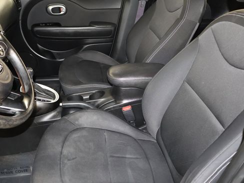 Used 2014 Kia Soul Base image 35
