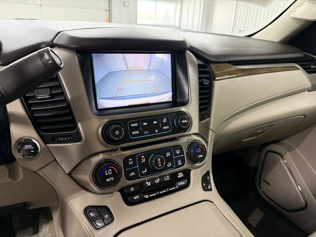 Used 2017 GMC Yukon XL Denali w/ Open Road Package AWD/4WD image 22