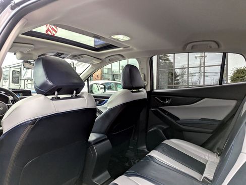 Used 2019 Subaru Crosstrek Hybrid w/ Moonroof Package w/Navigation image 46