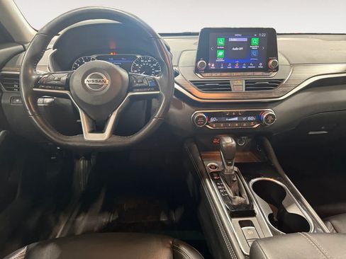 Used 2021 Nissan Altima 2.5 SL FWD image 11