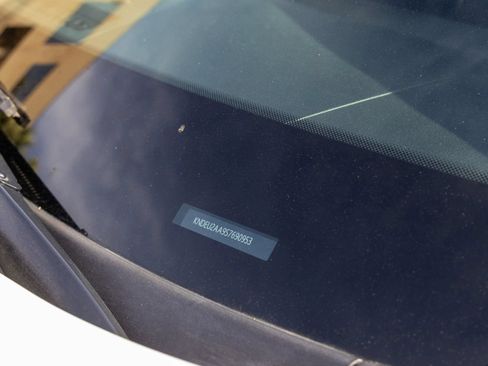 Used 2025 Kia Seltos S FWD image 15
