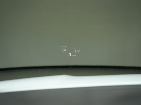 Used 2026 Lamborghini Urus SE image 15