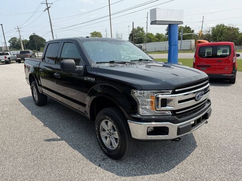 Used 2018 Ford F150 XLT AWD/4WD image 1