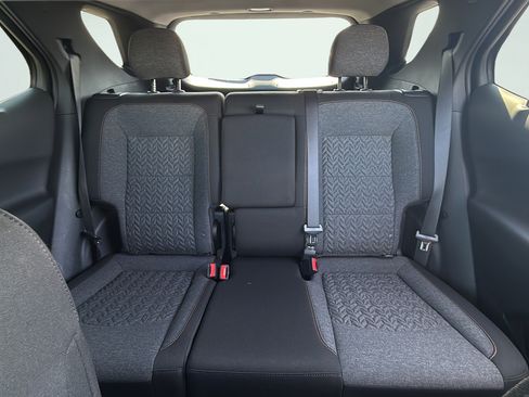 Used 2023 Chevrolet Equinox LT FWD image 30