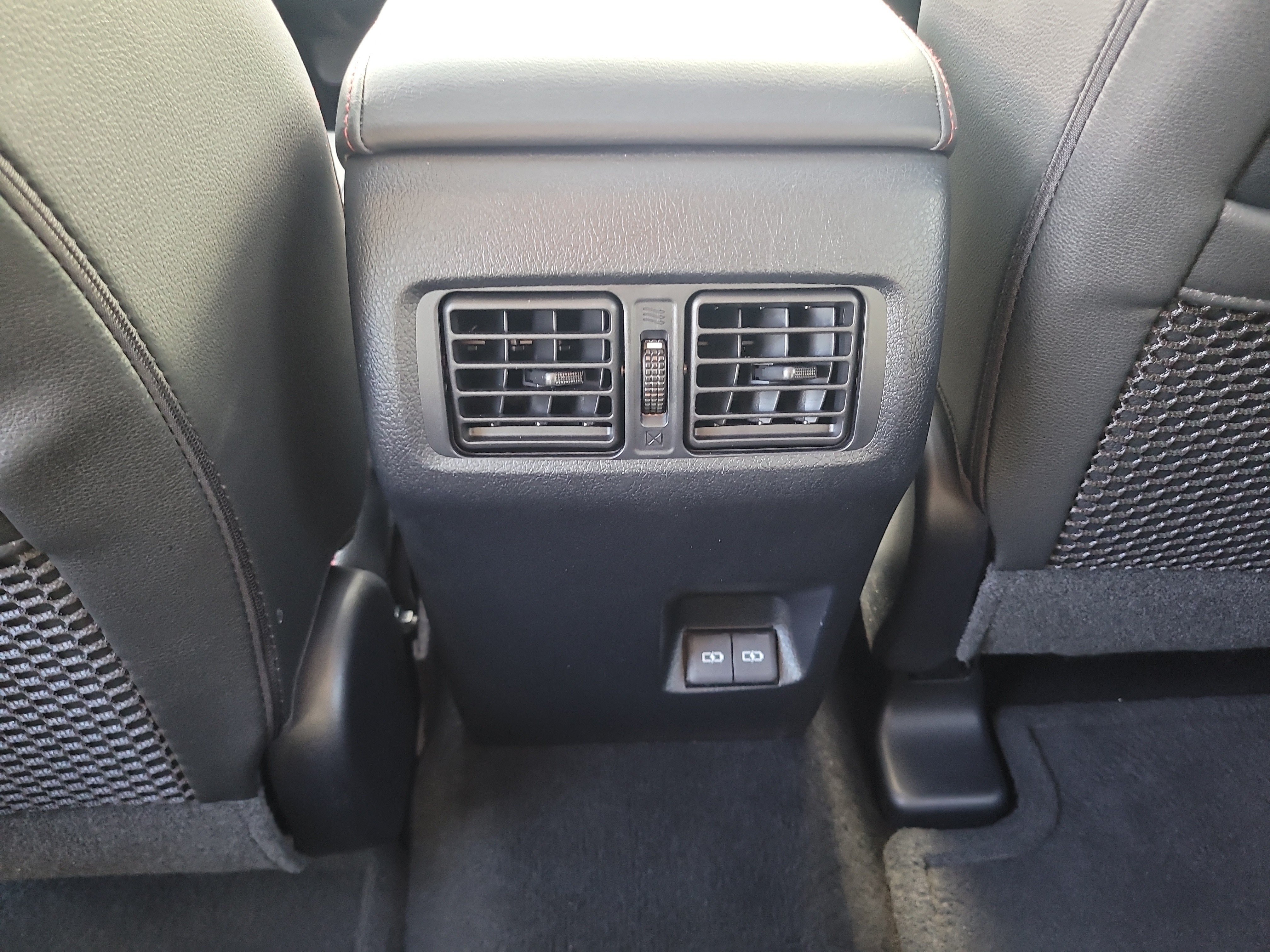 Used 2024 Toyota 4Runner TRD Off-Road Premium w/ Moonroof Package AWD/4WD image 17