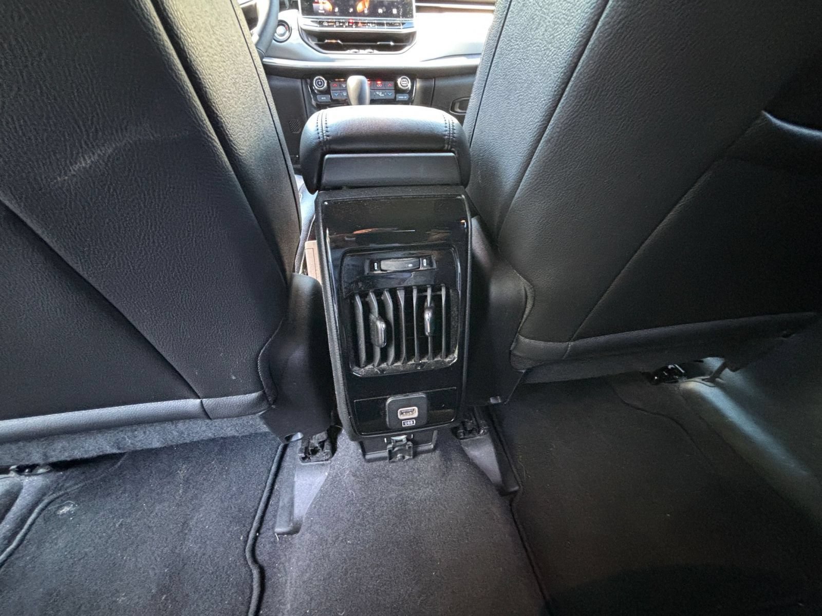 Used 2025 Jeep Compass Limited AWD/4WD image 24