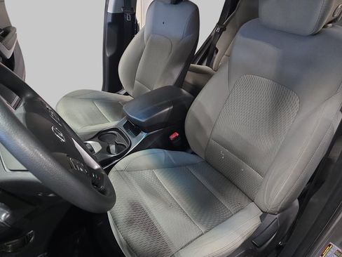 Used 2018 Hyundai Santa Fe Sport image 17