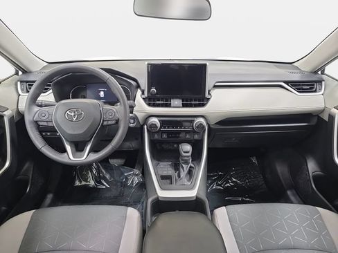 Certified 2023 Toyota RAV4 XLE w/ Convenience Package AWD/4WD image 9