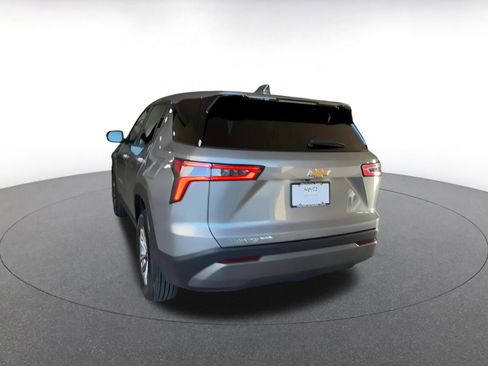 Used 2025 Chevrolet Equinox LT image 11