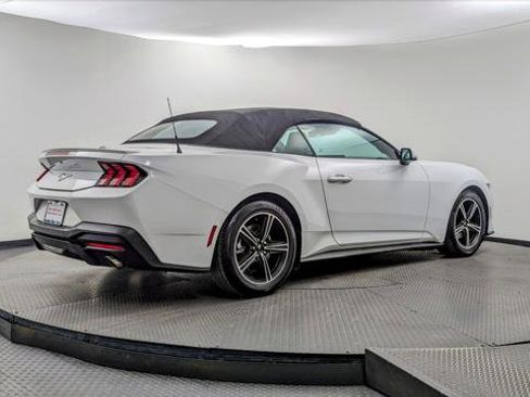 Used 2024 Ford Mustang Premium image 32