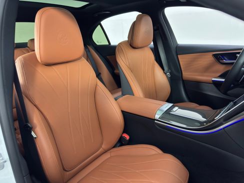 Used 2025 Mercedes-Benz C 36 AMG S w/ Pinnacle Trim Package image 43