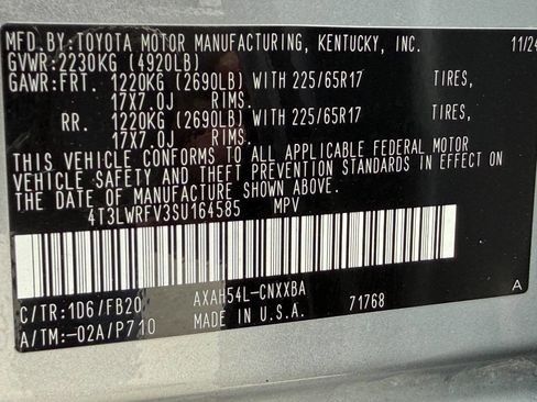 Used 2025 Toyota RAV4 LE AWD/4WD image 45