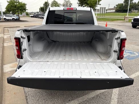 Used 2025 RAM 1500 Big Horn AWD/4WD image 39