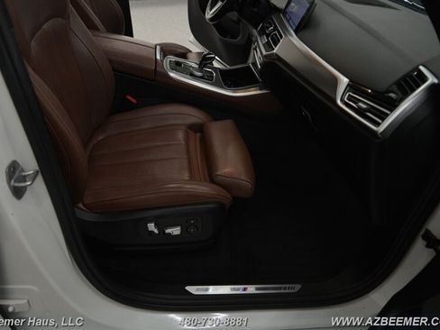 Used 2019 BMW X5 xDrive40i w/ M Sport Package AWD/4WD image 23