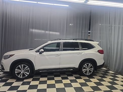 Used 2021 Subaru Ascent Limited w/ Technology Package image 18