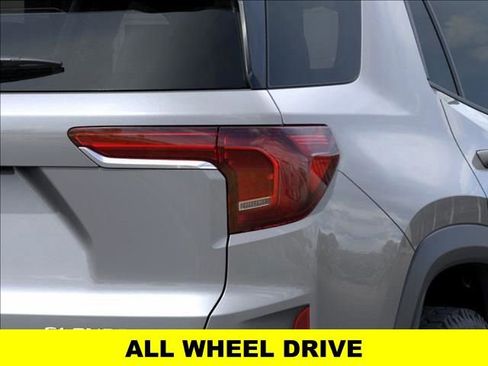 New 2026 GMC Terrain Elevation FWD image 11