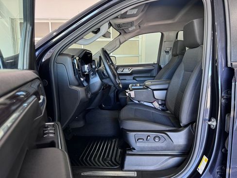 Certified 2024 Chevrolet Silverado 1500 RST AWD/4WD image 9