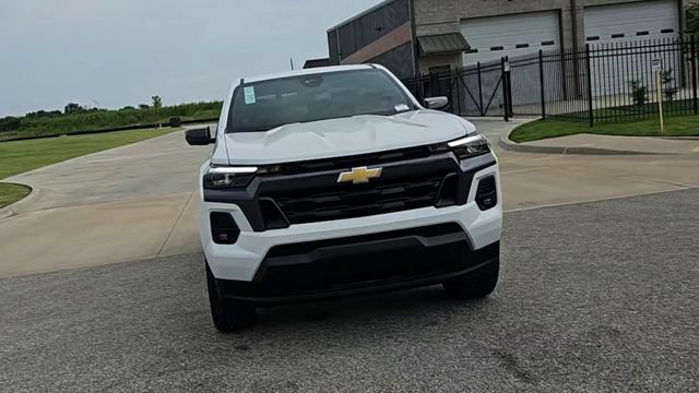 New 2026 Chevrolet Colorado LT w/ LT Convenience Package AWD/4WD image 3