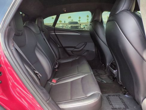 Used 2023 Tesla Model S AWD/4WD image 21