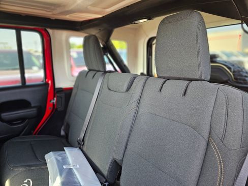 New 2026 Jeep Wrangler Willys AWD/4WD image 25
