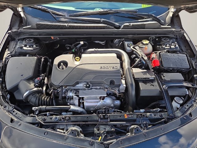 Used 2022 Chevrolet Malibu LT FWD image 9