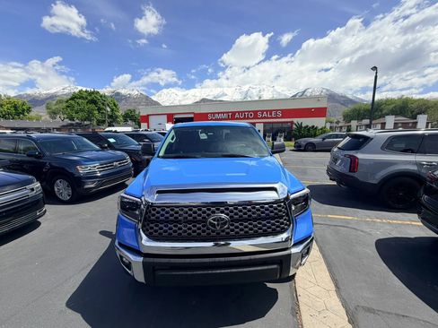 Used 2021 Toyota Tundra Limited w/ Limited Premium Package AWD/4WD image 9