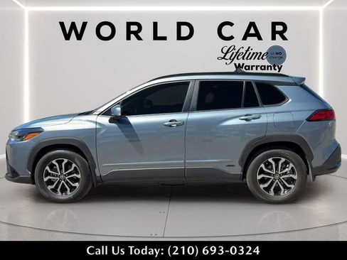 Used 2024 Toyota Corolla Cross AWD Hybrid image 4