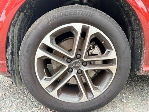 Used 2025 Audi Q5 Premium Plus w/ Premium Plus AWD/4WD image 5