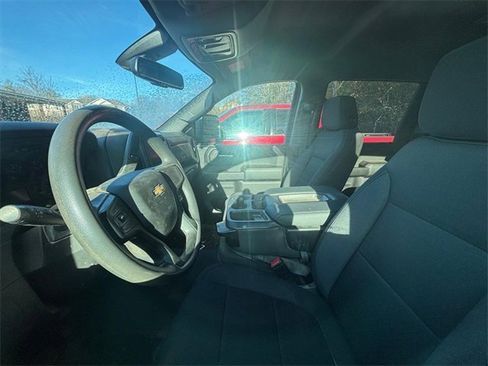 Used 2023 Chevrolet Silverado 2500 Custom w/ Custom Value Package image 12