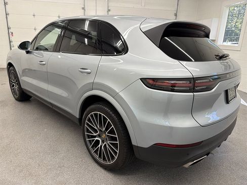 Used 2020 Porsche Cayenne AWD/4WD image 7