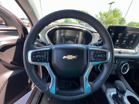 Used 2023 Chevrolet Blazer LT AWD/4WD image 40