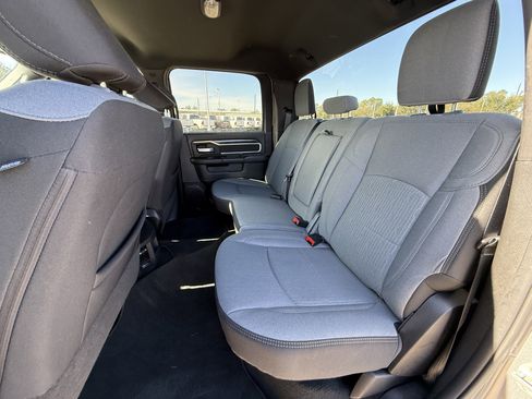 Used 2024 RAM 2500 Big Horn w/ Bed Utility Group image 29