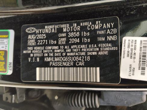Used 2025 Hyundai Elantra Sport FWD image 33