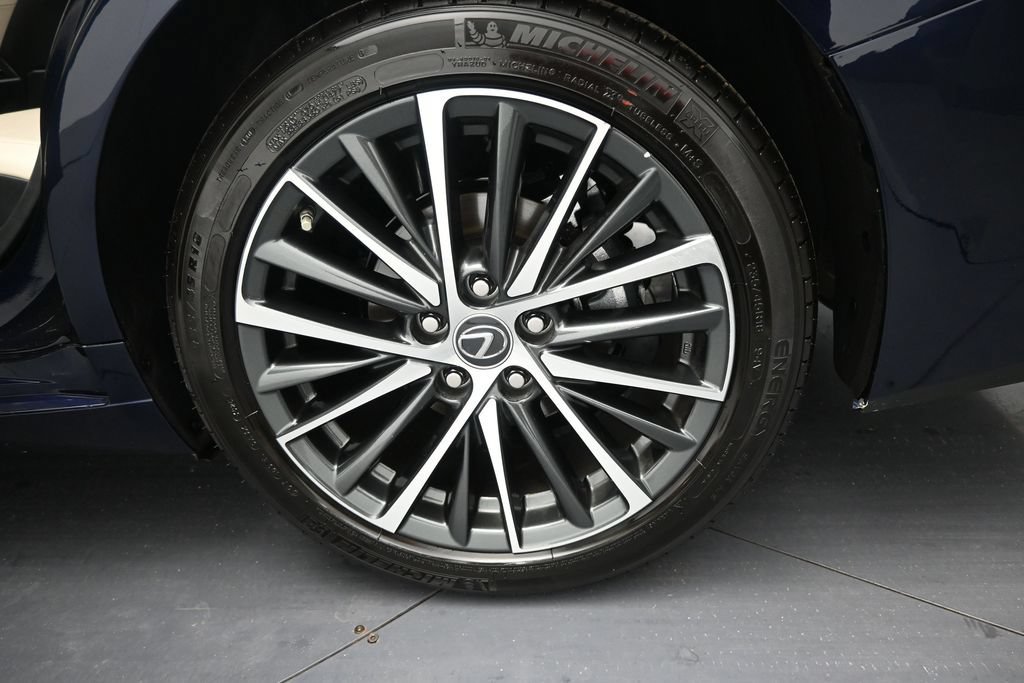 Used 2025 Lexus ES 350 w/ Premium Package FWD image 45