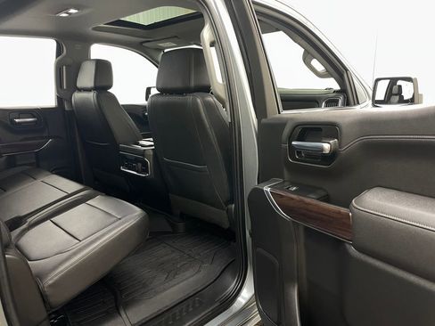 Certified 2022 GMC Sierra 1500 SLT w/ SLT Premium Package AWD/4WD image 41