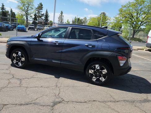 Used 2025 Hyundai Kona SEL AWD/4WD image 6