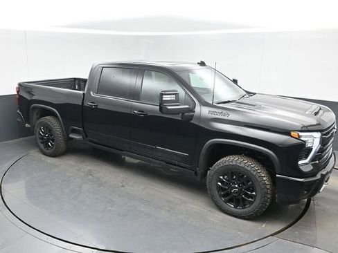 New 2026 Chevrolet Silverado 2500 High Country w/ High Country Premium Package AWD/4WD image 1