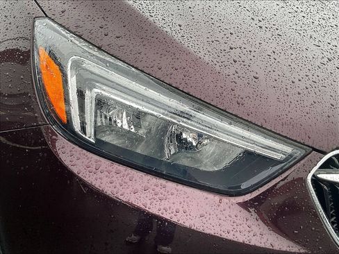 Used 2018 Buick Encore Preferred AWD/4WD image 30