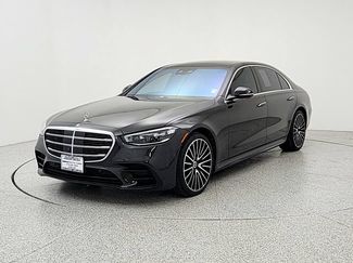 Used 2022 Mercedes-Benz S 580 4MATIC Sedan video 1