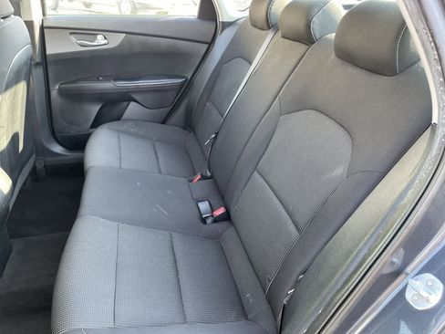 Used 2019 Kia Forte LXS image 18