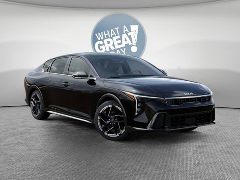 New 2026 Kia K4 GT-Line FWD image 8