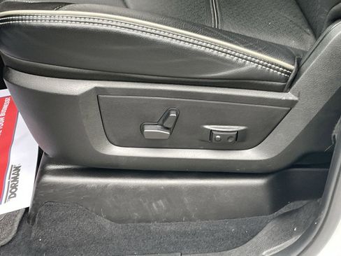 Used 2024 RAM 2500 Laramie image 12