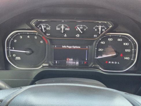 Used 2021 GMC Sierra 2500 4x4 Crew Cab w/ Gooseneck/5TH Wheel Package image 14